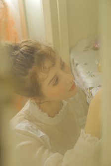 美女跳舞